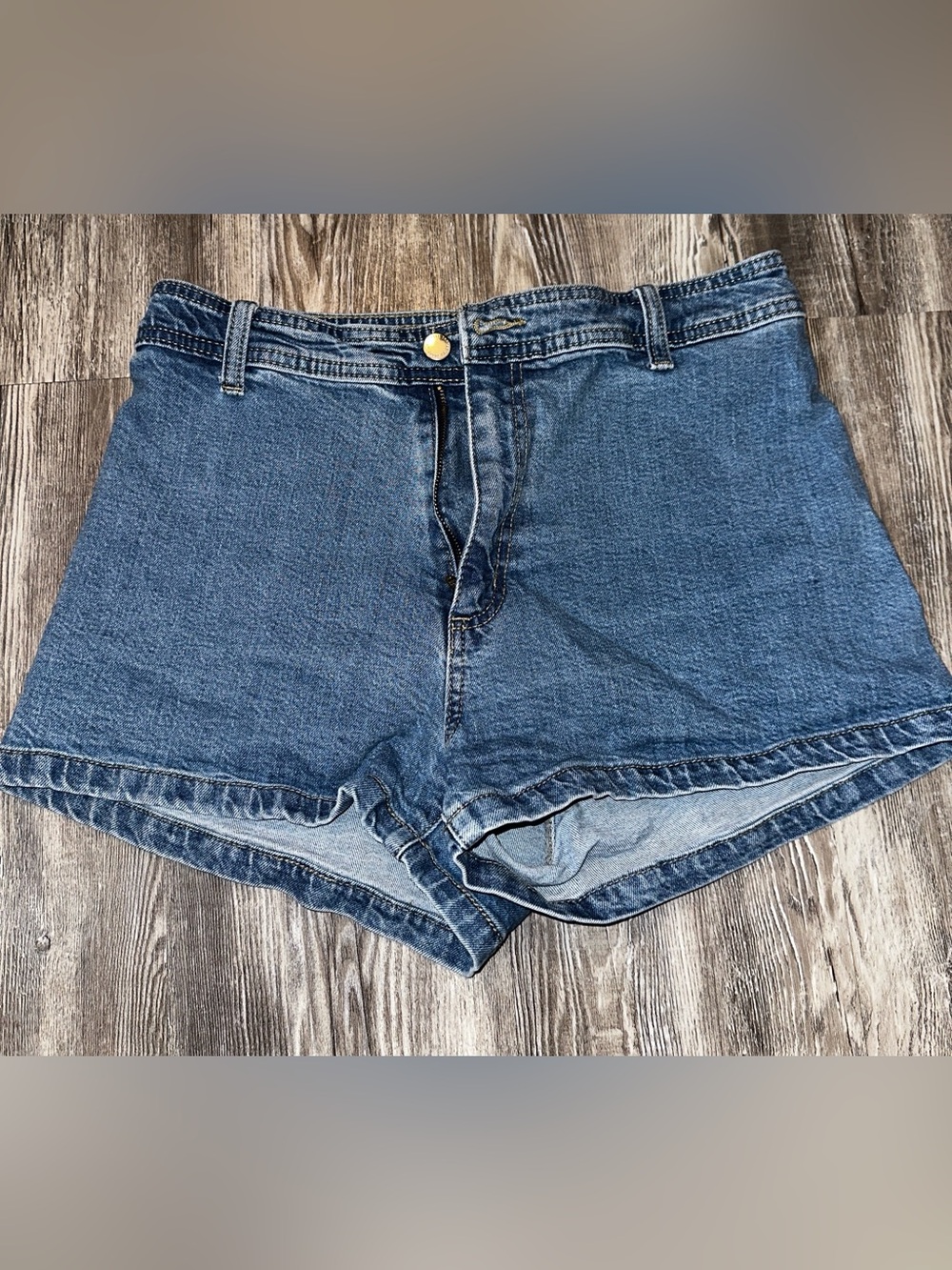 Universal Thread Classic High-Rise Sailor Style Blue Denim Shorts